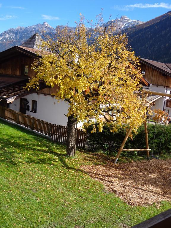Apartamento Sterzingerhof Neustift im Stubaital Exterior foto