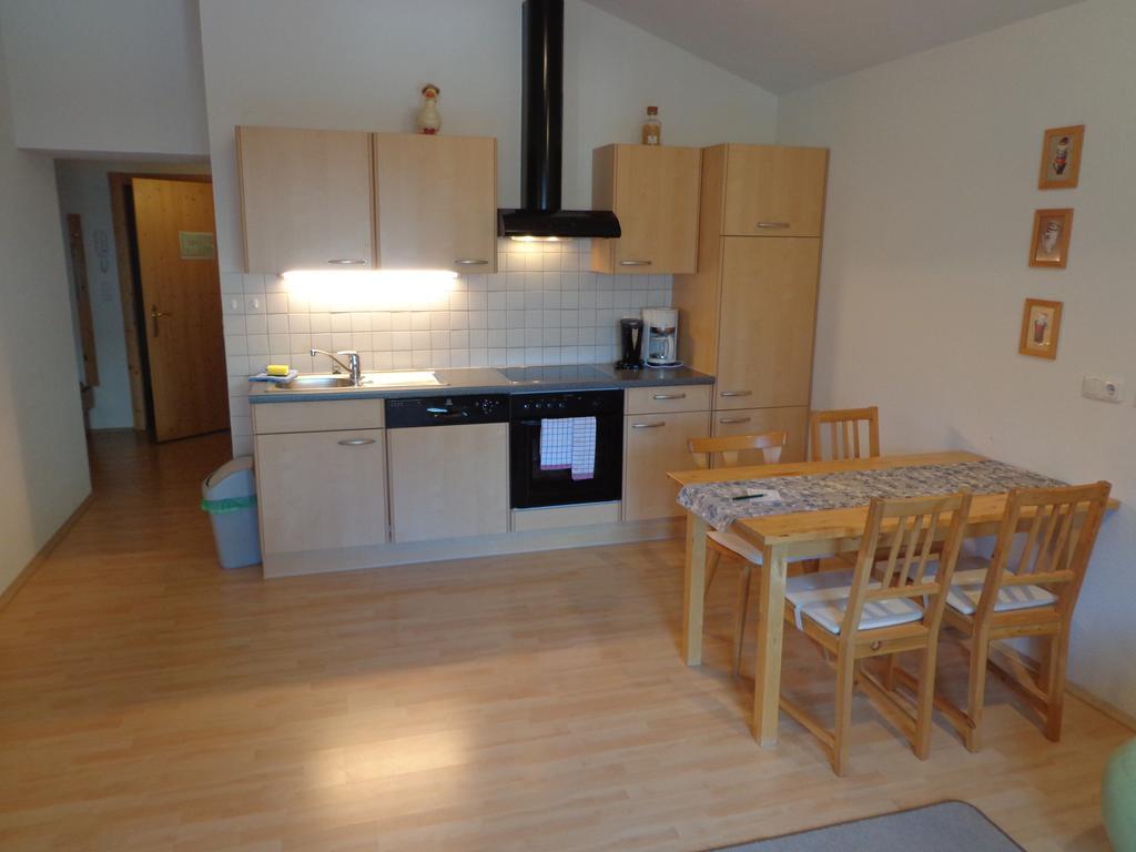 Apartamento Sterzingerhof Neustift im Stubaital Habitación foto