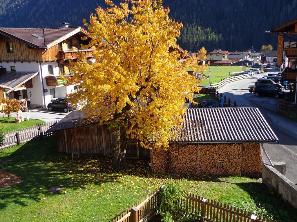 Apartamento Sterzingerhof Neustift im Stubaital Exterior foto
