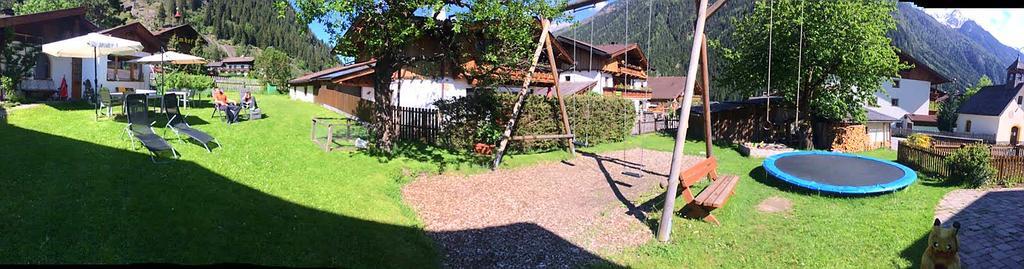 Apartamento Sterzingerhof Neustift im Stubaital Exterior foto